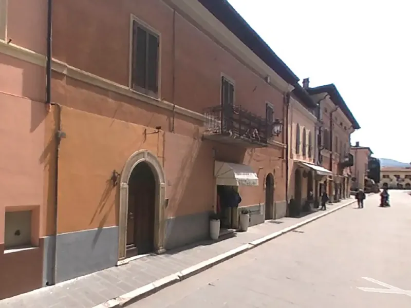 post-sisma, lavori sisma, consolidamento strutturale, messa in sicurezza, interventi post sisma, ricostruzione sismaInterventi post-sisma con messa in sicurezza, consolidamento strutturale e ricostruzione. Tecniche affidabili per edifici danneggiati da eventi sismici. 